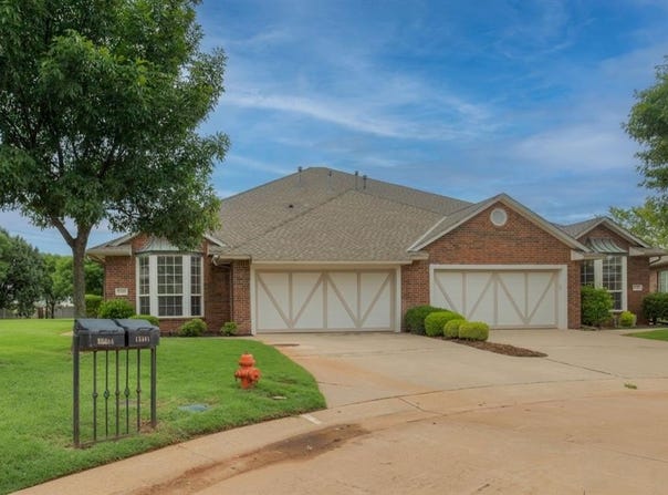 15401 Swallowtail Road, Edmond, OK 73013
