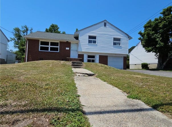 119 Yorkshire Terrace, Hampton, VA 23666