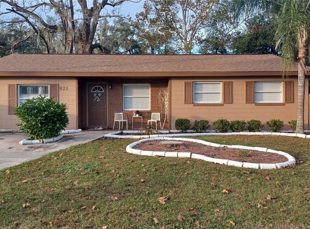 921 VALLEYDALE AVENUE, DELAND, FL 32720