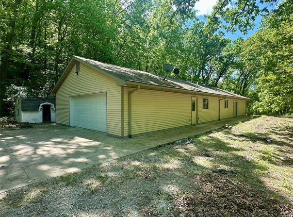 2369 Saint Charles Road, Winterset, IA 50273