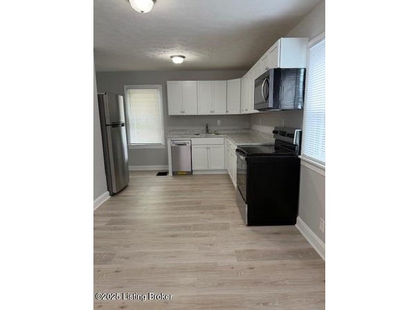 610 Compton St, Louisville, KY 40208