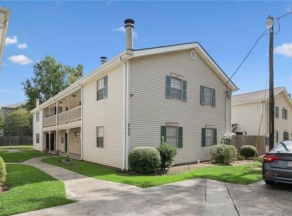 737 HEAVENS Drive, Mandeville, LA 70471
