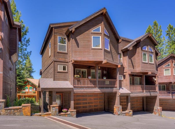 17238 Northwoods Boulevard, Truckee, CA 96161