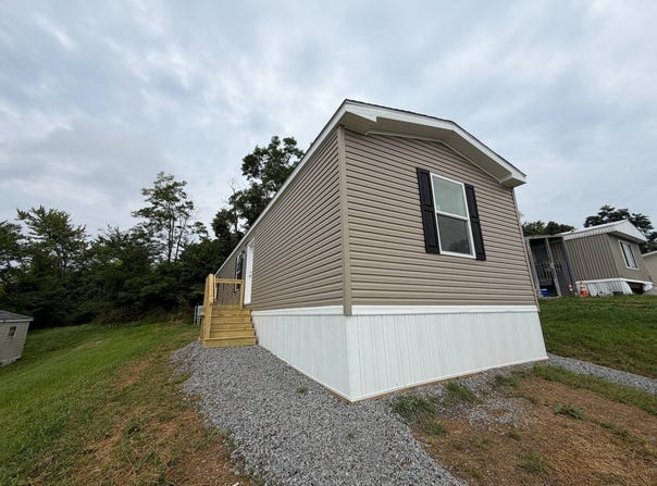 66 Gayle Ave lot: 82, Washington, PA 15301