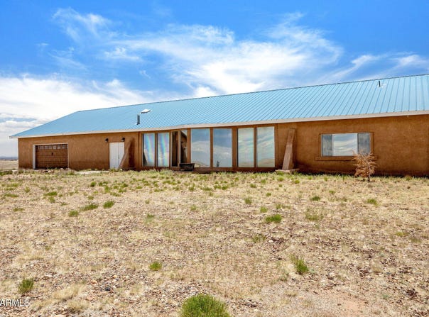 5661 VALLEY Road, Snowflake, AZ 85937