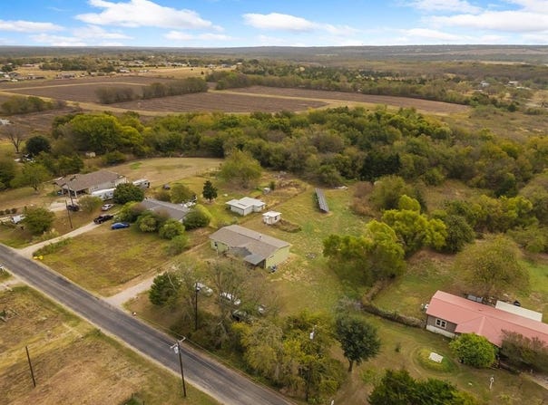 1185 Newton Road, Ferris, TX 75125