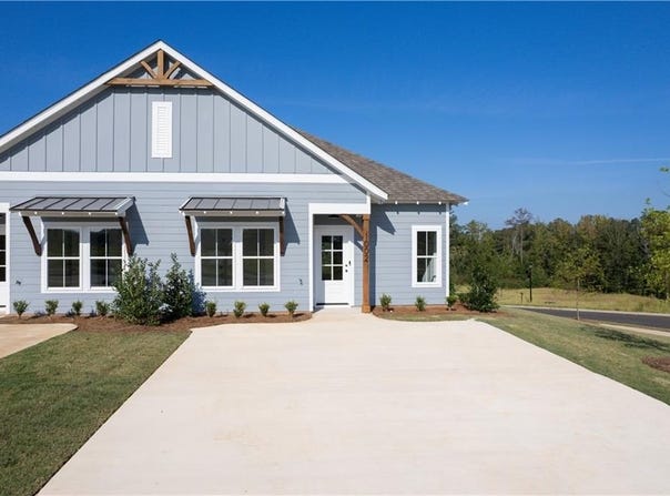 1002 TWIN Lane, VALLEY, AL 36854