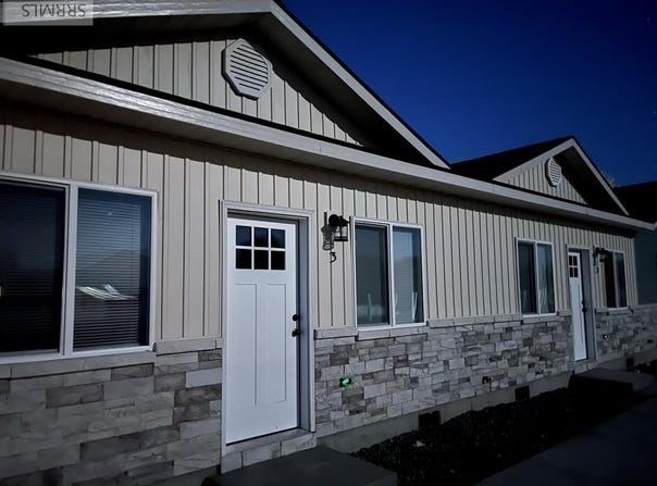469 N 2400 E, St Anthony, ID 83445