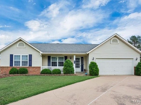 371 Spencer Hill Court, St Peters, MO 63376