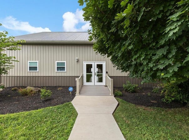 4 Coventry Rd, Valley Grove, WV 26002