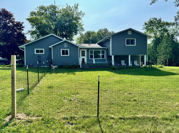 2916 Us-421, Medaryville, IN 47957