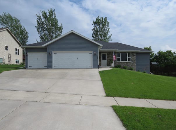 105 Wilderness Way, Beaver Dam, WI 53916-0000