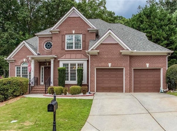 870 Creekview Bluff Way, Buford, GA 30518