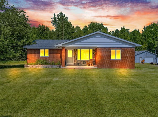 3665 Black River Road, Croswell, MI 48422