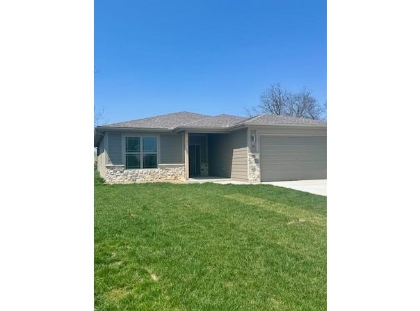 1110 Old Time Drive, Excelsior Springs, MO 64024