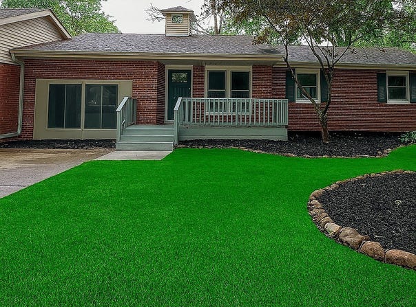 940 S Westchester Park Drive, Yorktown, IN 47396