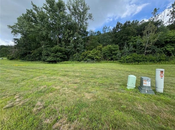 2720 Oakhurst Drive, Lake City, MN 55041
