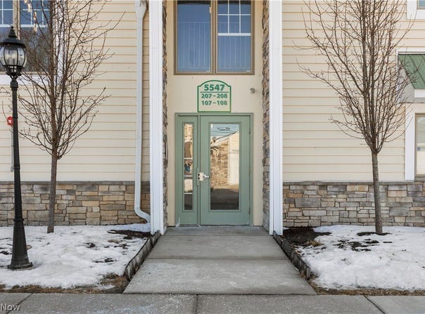 5547 Beavercrest Drive, Lorain, OH 44053