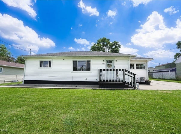 1080 Prospect Street, Barberton, OH 44203
