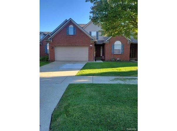 2732 Bluewater Street, Ypsilanti Twp, MI 48198