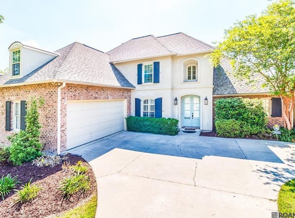 16461 Long Lake Dr, Prairieville, LA 70769