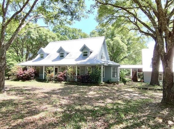 79 Castleberry Drive, Poplarville, MS 39470