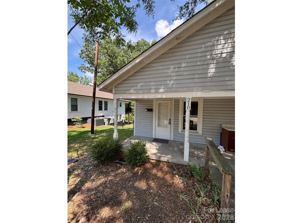 210 Basin Avenue, Kannapolis, NC 28083