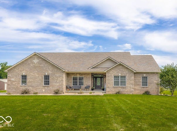 16310 E Main Street, Columbus, IN 47203