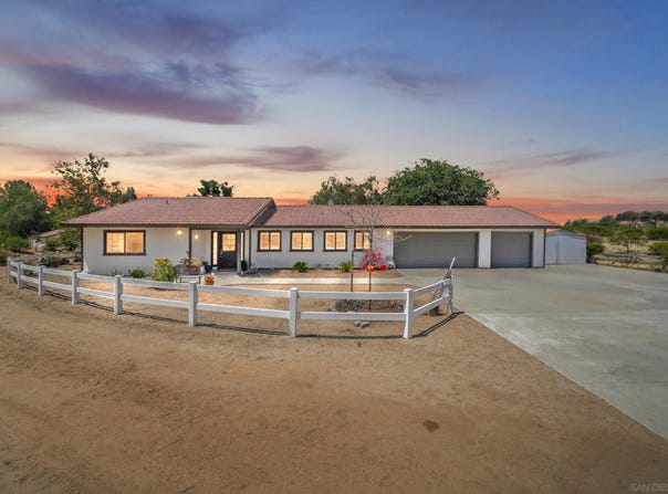38680 Avenida De La Bandolero, Temecula, CA 92592