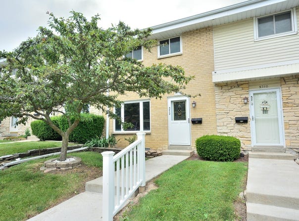 5212 Athens Ave, Racine, WI 53406