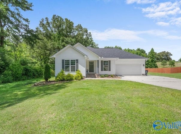713 Rabbittown Road, Glencoe, AL 35905