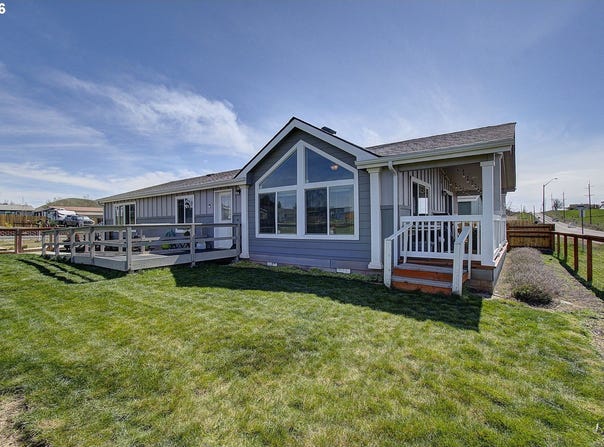 1913 JAXON St, Goldendale, WA 98620