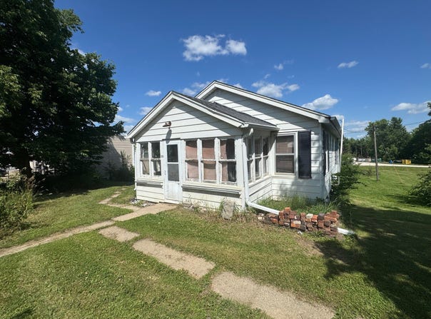 265 HWY 28, Martensdale, IA 50160