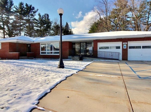 3060 Willowcreek Road, Portage, IN 46368