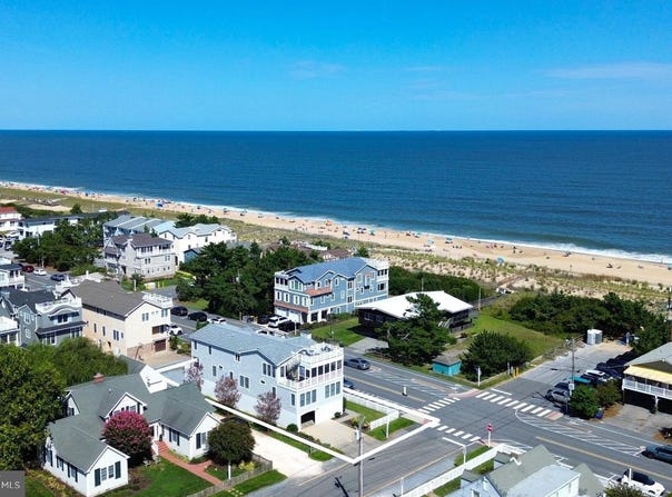 51 S ATLANTIC AVE, BETHANY BEACH, DE 19930
