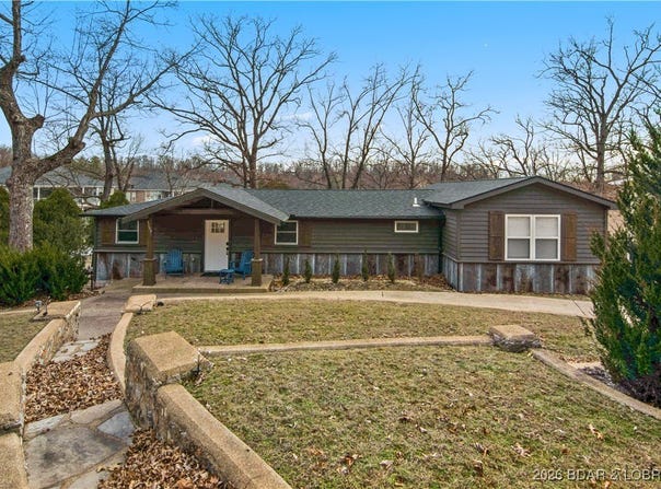 1153 Outer Drive, Lake Ozark, MO 65049