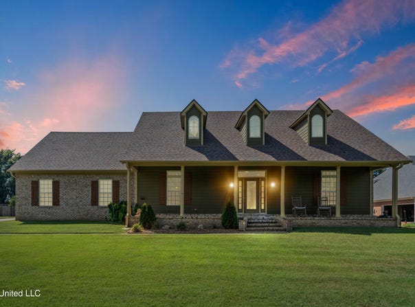 7771 Broken Hickory Drive, Walls, MS 38680