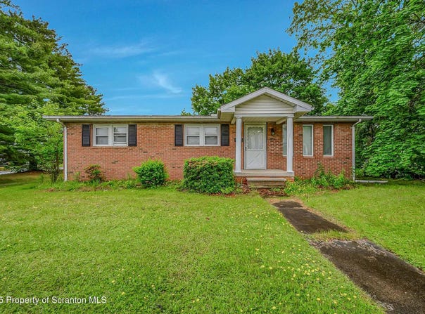 331 Drake Street, Old Forge, PA 18518