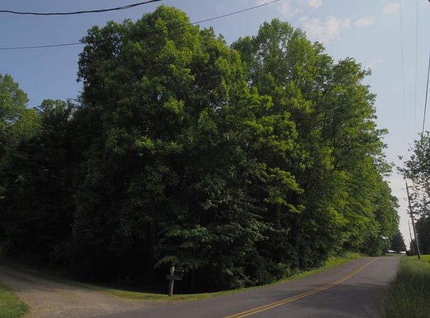 Tbd Howlett St., Hillsville, VA 24343