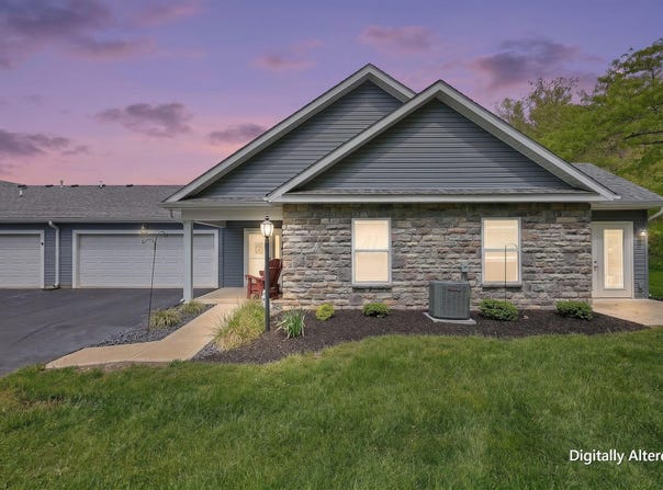 1352 Epworth Forest Drive, Lancaster, OH 43130