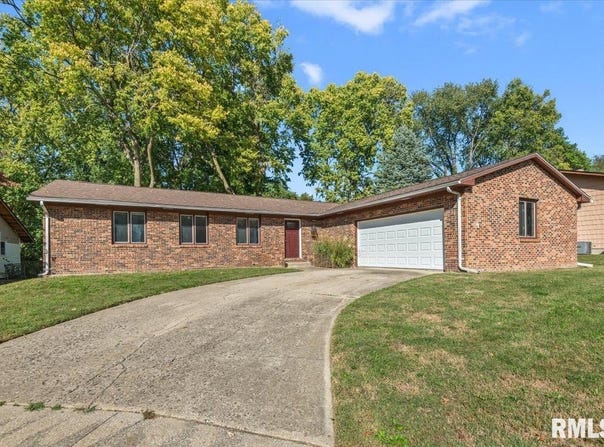 2829 White Plains Court, Springfield, IL 62704