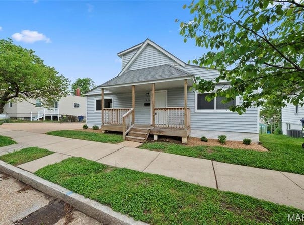 1326 Graham Street, St Louis, MO 63139