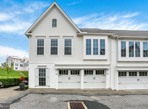 3118 GROVE COURT, MECHANICSBURG, PA 17055
