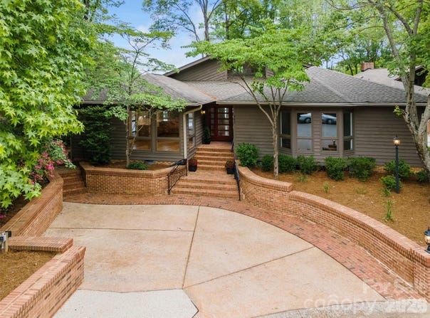 449 Windward Drive, Davidson, NC 28036