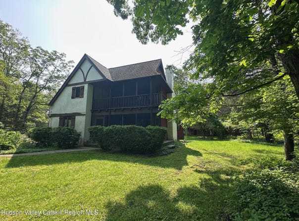 83 W Saugerties Road, Saugerties, NY 12477