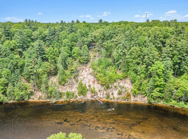 3274 E Rivers Edge, Newaygo, MI 49337