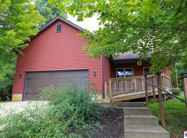 384 Schoolside Drive, Brandenburg, KY 40108