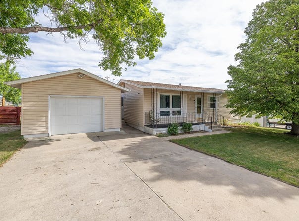 1501 Brentwood Street, Rapid City, SD 57701