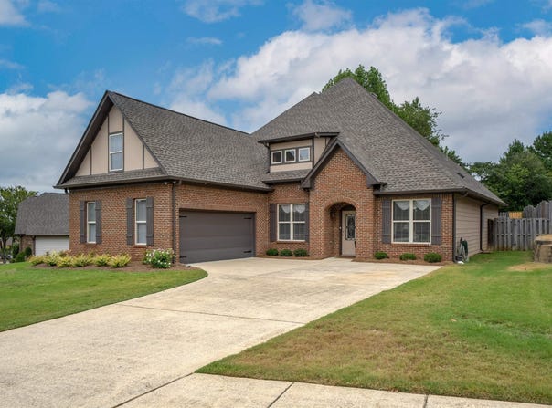 1255 MOUNTAIN LANE, GARDENDALE, AL 35071