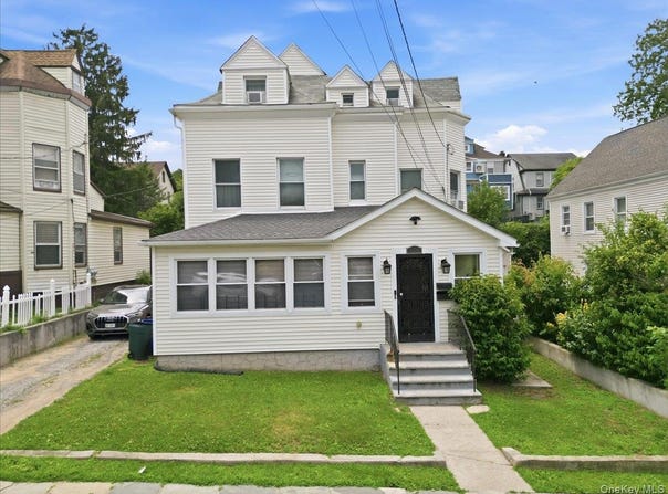 320 Highland Avenue, Mount Vernon, NY 10553